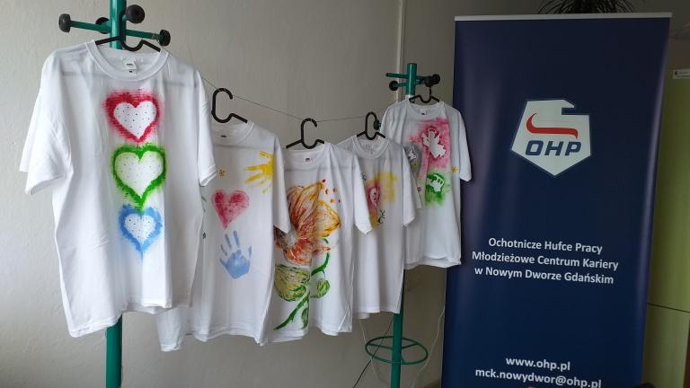 Zajęcia kreatywne z młodzieżą w Młodzieżowym Centrum Kariery w Nowym Dworze Gdańskim