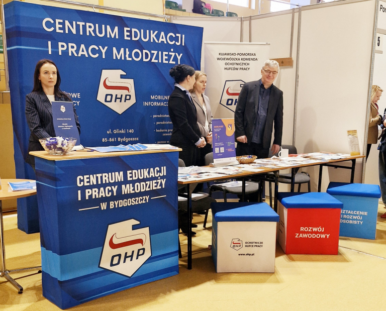 Ośrodek Szkolenia i Wychowania w Człuchowie na Targach Pracy