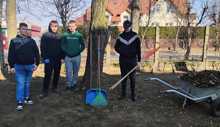 HP 5-24 Rawa Mazowiecka: Realizacja inicjatywy Wojewódzkiej Rady Młodzieży Łódzkiej OHP pn. „Zadbaj o środowisko”