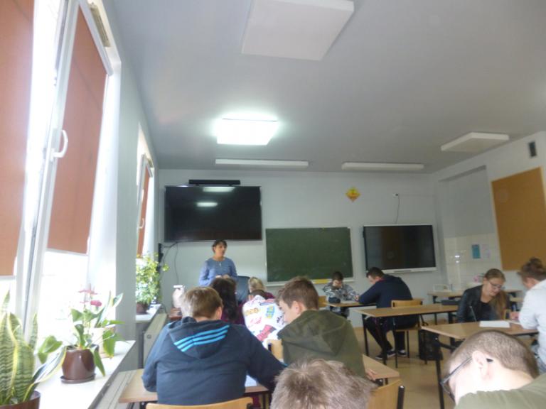 SZKOŁA UCZĄCA ZAWODU – CZY TO DOBRY WYBÓR….