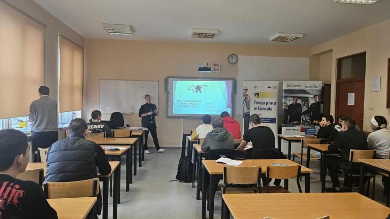 CEiPM Łódź: Warsztaty pn. „Prawa i obowiązki pracowników młodocianych” w Szkole Branżowej I stopnia w Łodzi
