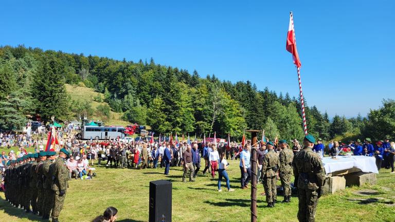 Młodzież myślenickiego Hufca Pracy na Zlocie Szlakami Walk Partyzanckich