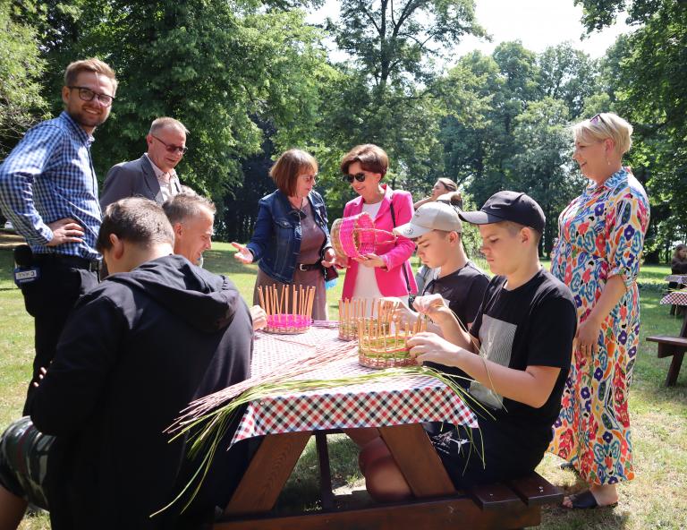 Wizyta Minister Rodziny i Polityki Społecznej w Ośrodku Szkolenia i Wychowania w Chraplewie