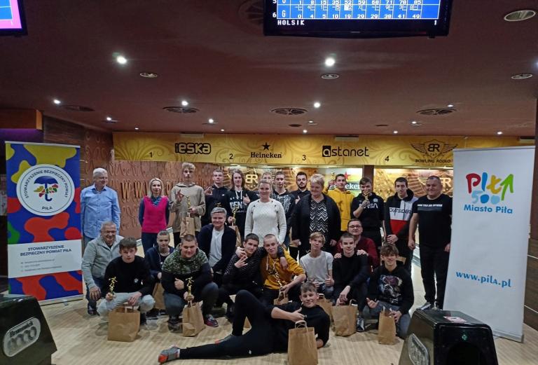 Turniej  „Zdrowo, na sportowo, bez używek” w Centrum Edukacji i Pracy Młodzieży w Pile