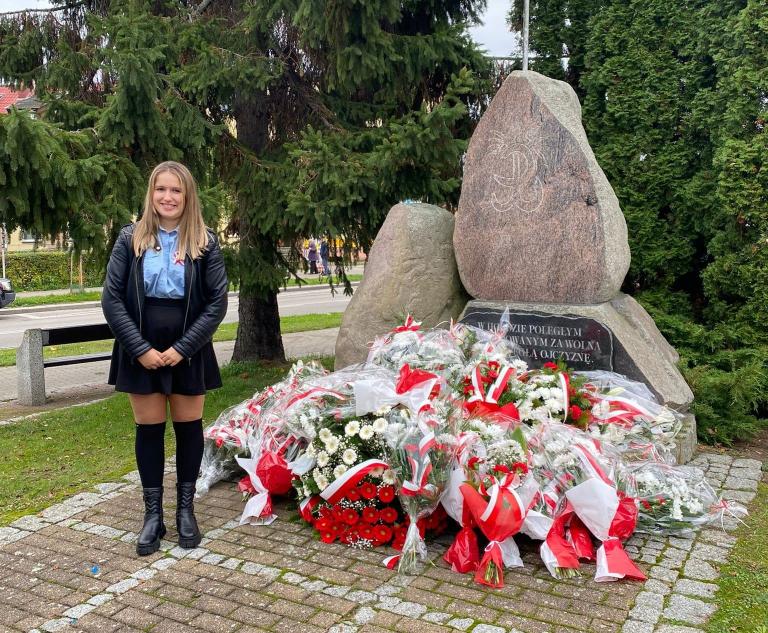 Odzyskanie Niepodległości przez Polskę w 11-18 Hufcu Pracy w Nowym Dworze Gdańskim