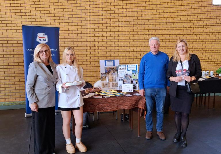 Promocja Ośrodka Szkolenia i Wychowania w Szamocinie na Targach Edukacyjnych w Mroczy 