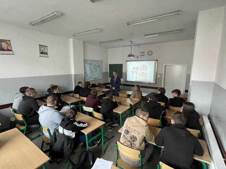 Spotkanie Burmistrza z uczestnikami kościańskiego Hufca Pracy