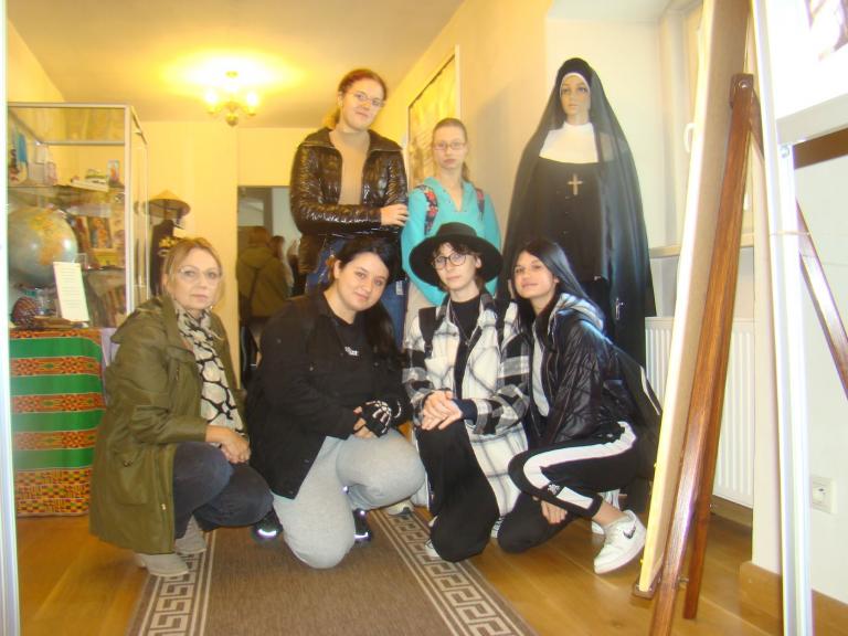 Ostrzeszów w barwach jesieni z ostrowskim hufcem pracy