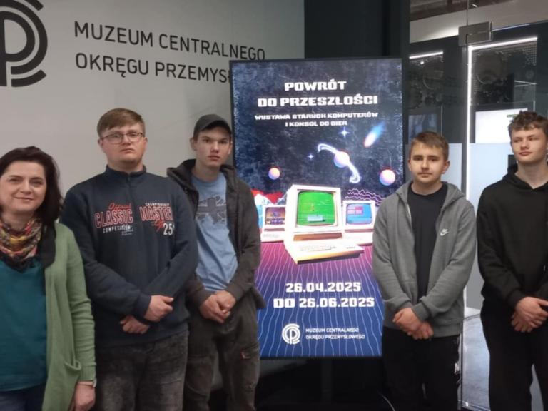 „Powrót do przeszłości” - wystawa w stalowowolskim Muzeum COP