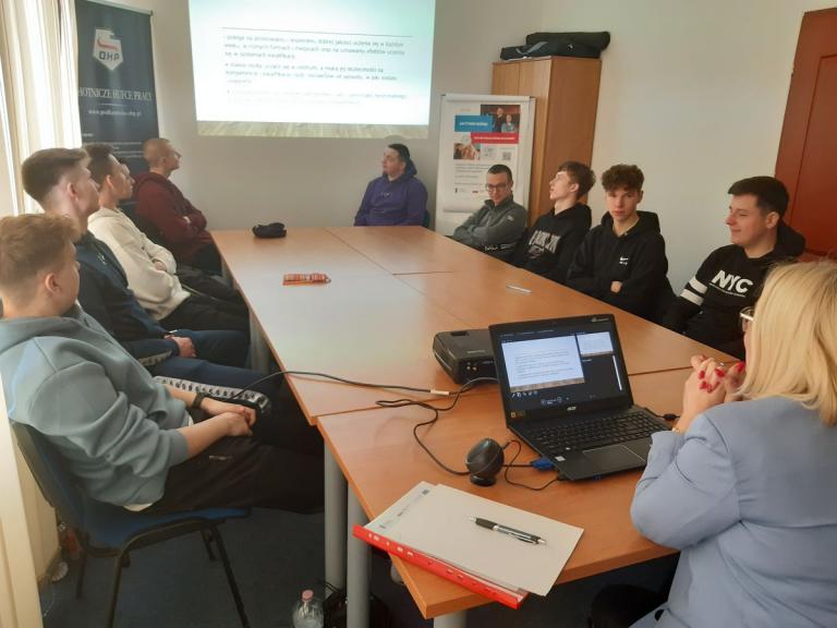 Szkolenia w zakresie umiejętności i kompetencji społecznych w Krośnie