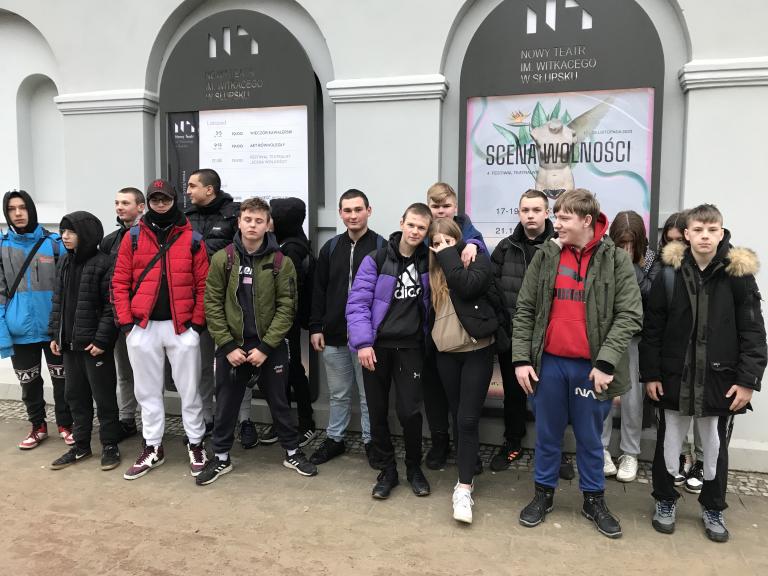 Akcja Zima w 11-23 Hufcu Pracy w Słupsku: Wspólny ruch i rozwój