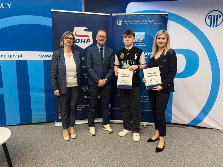 Znajomość przepisów BHP to podstawa – uczestnik 1-13 HP Przemków podczas Wojewódzkiego Konkursu BHP 