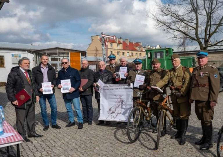 „Ocalić od zapomnienia” - Rajd Rowerowy ku czci poległym Ułanom Krechowieckim