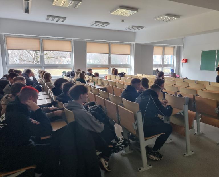 Udział uczestników z Hufca Pracy w Kaliszu w Kaliskim Festiwalu Nauki