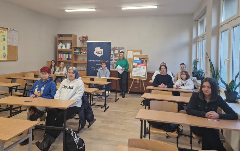 Projekt Aktywni Górą-spotkanie z psychologiem w przemkowskim Hufcu