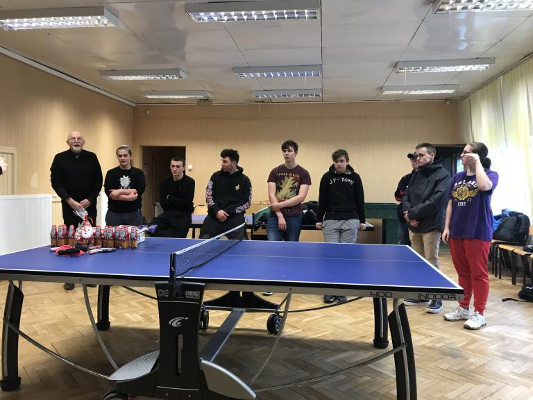 Zimowy turniej tenisa stołowego w 11-23 Hufcu Pracy w Słupsku
