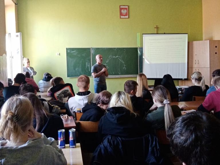 Nie dla agresji i przemocy rówieśniczej