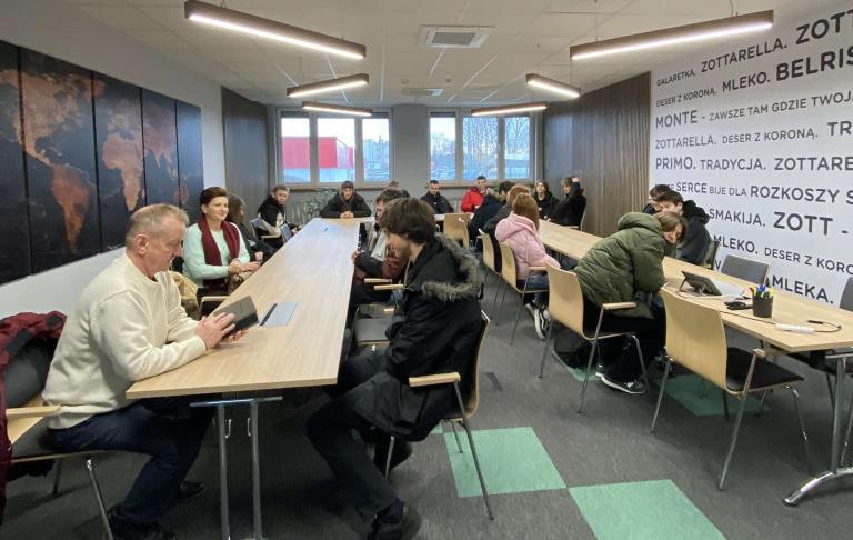 Wizyta studyjna w zakładzie produkcyjnym Zott w Opolu
