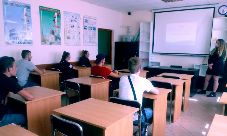 Łomża: Kurs prawa jazdy realizowany przez Centrum Edukacji i Pracy Młodzieży