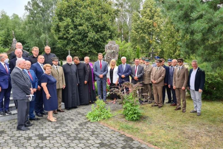 Ochotnicze Hufce Pracy w hołdzie Danucie Helenie Siedzikównie - „Ince”