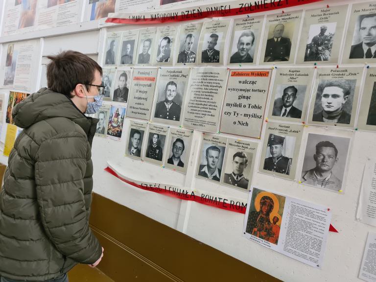 Uczestnicy 11-19 Hufca Pracy w Słupsku pamiętają o Żołnierzach Wyklętych