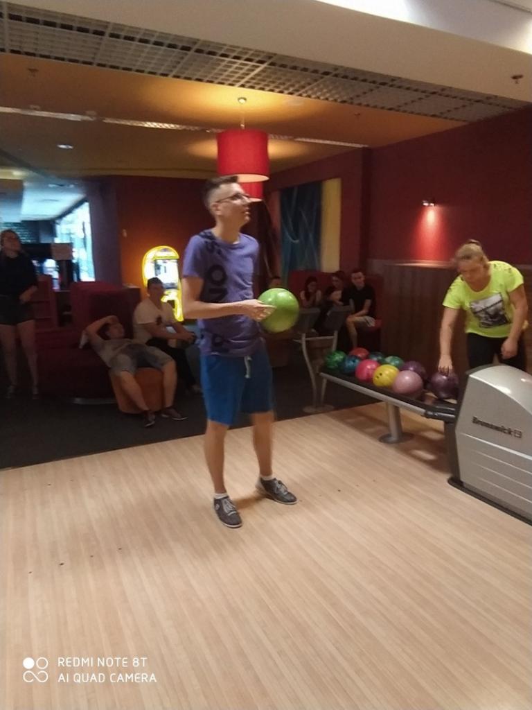 UCZESTNICY 13-3 HP KIELCE LUBIĄ KRĘGLE