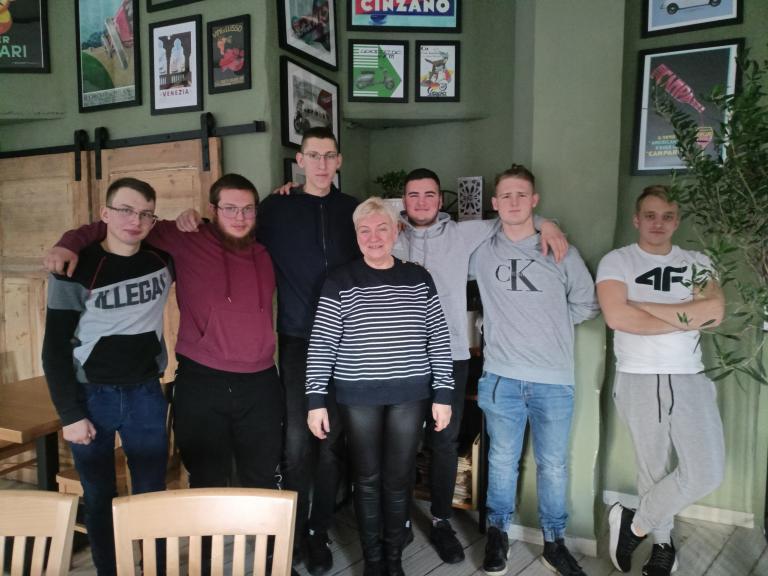 Spotkanie z absolwentami 11-23 Hufca Pracy w Słupsku