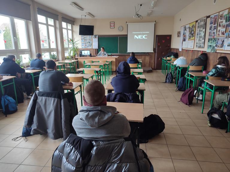 Młodzieżowe Centrum Kariery w Śremie z warsztatami. „Mój wizerunek – moją wizytówką” w Zespole Szkół Politechnicznych 