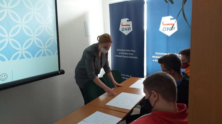 Zajęcia grupowe z młodzieżą w MCK w Nowym Dworze Gdańskim