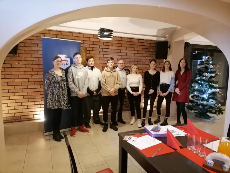 Zakończenie projektu „Sukces zaczyna się od grosza” w 11-19 Hufcu Pracy w Słupsku 