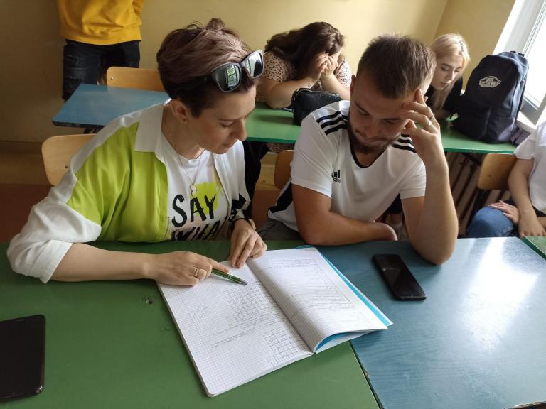 Zajęcia wyrównawcze jako koleżeńska pomoc w przemyskim Hufcu Pracy