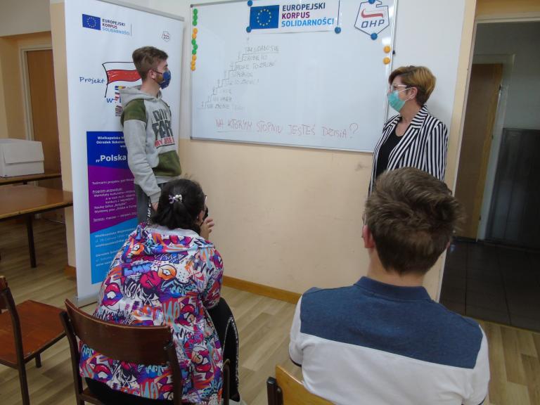 Warsztaty motywacyjne w ramach projektu „Polska w Europie” w OSiW w Szamocinie