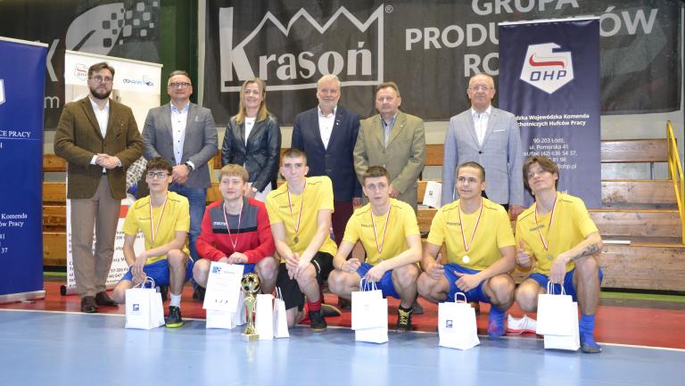 Wojewódzki Turniej Halowej Piłki Nożnej Młodzieży OHP w Piotrkowie Trybunalskim