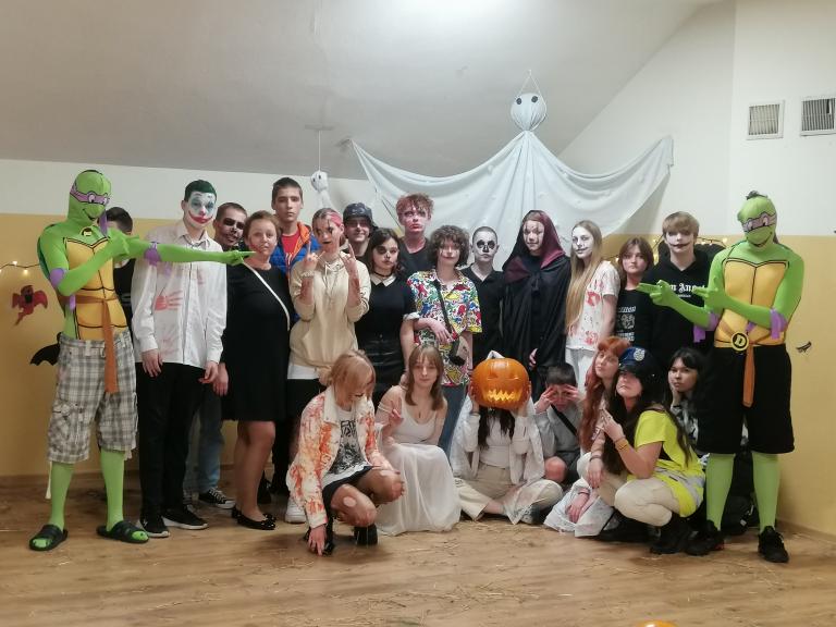 Halloweenowa zabawa w ośrodku OHP w Radzyniu Podlaskim