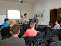 Uczestnicy projektu z wizytą w CEiPM w Suwałkach