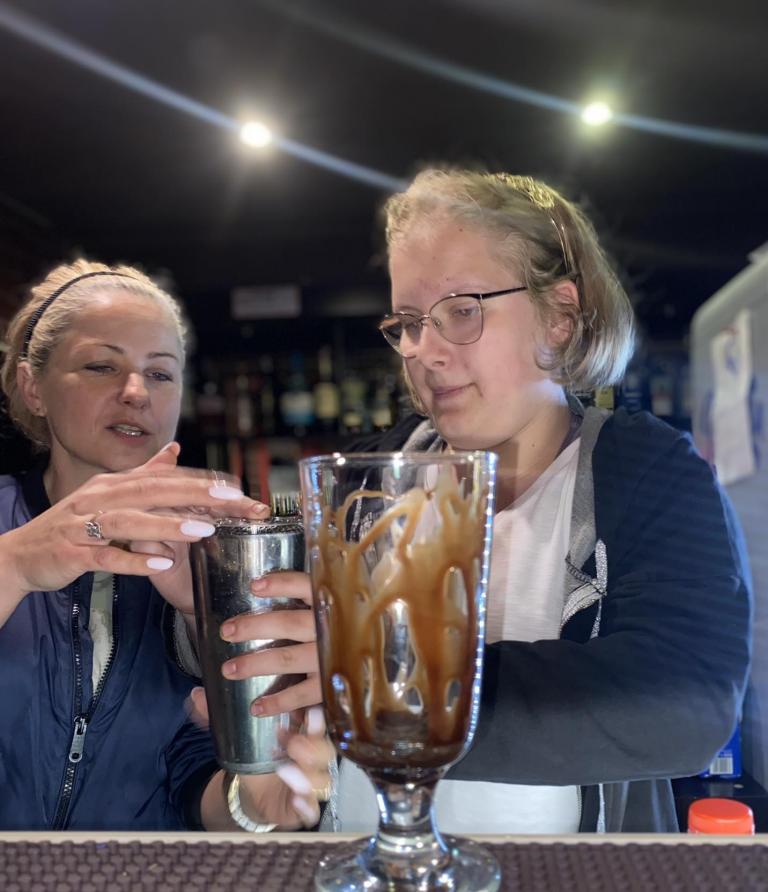 „Aktywni Górą!”- realizacja kursu zawodowego „Barista-barman-kelner”