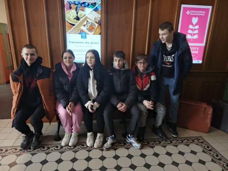 Młodzież OSIW Iwonicz w Etnocentrum Ziemi Krośnieńskiej