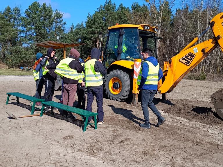 Podsumowanie kursu zawodowego na operatora koparko-ładowarki kl. III