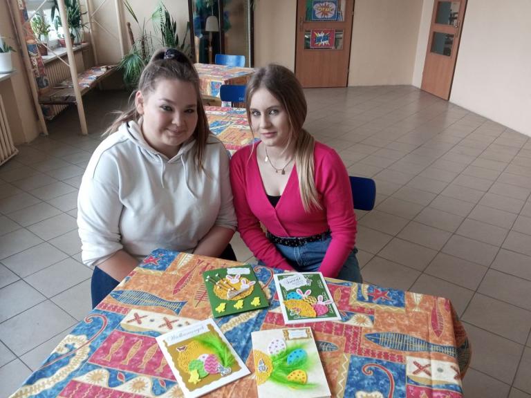 Kartka wielkanocna w przemyskim Hufcu Pracy