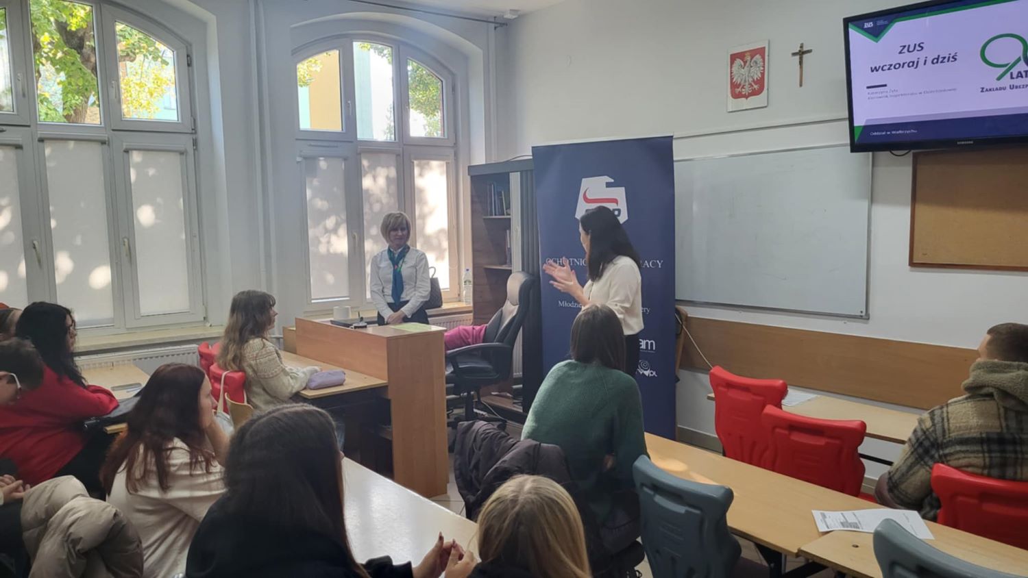 Zdobywamy niezbędną wiedzę, czyli ZUS w pigułce