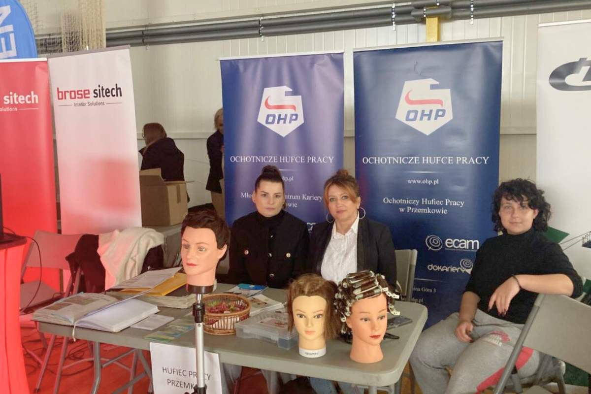 Stoisko OHP na Targach Pracy i Edukacji w Zespole Szkół w Chocianowie