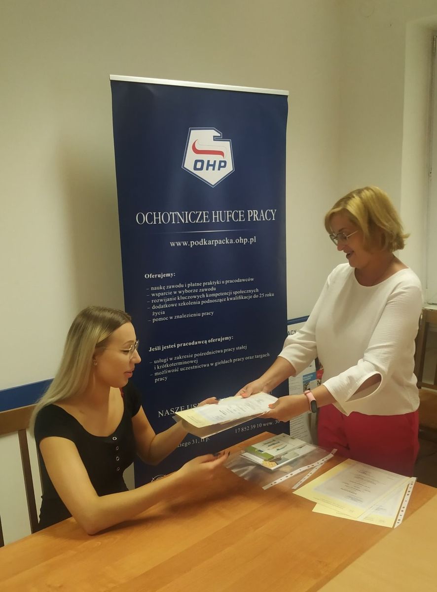ZAKOŃCZENIE KURSU ZAWODOWEGO W CEIPM RZESZÓW 5
