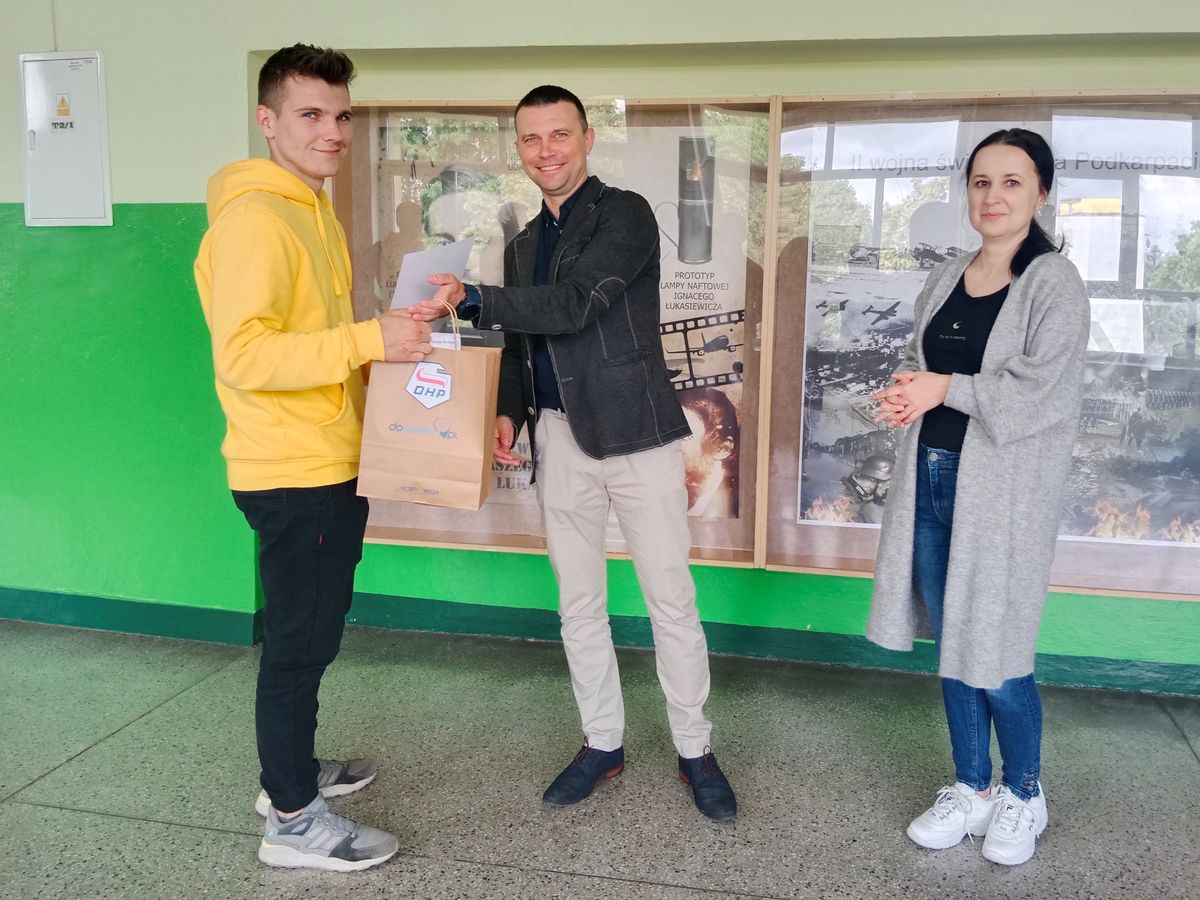 1 CZY ZNAM SWÓJ ZAWÓD FINAŁ KONKURSU ZORANIZOWANEGO PRZEZ CEIPM W KROŚNIE