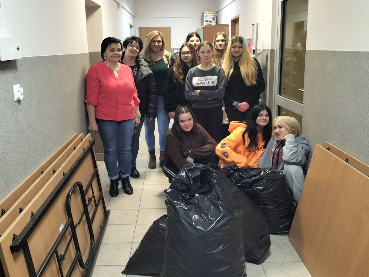 NAKRĘTKI NA MISYJNE STUDNIE W DĘBICKIM HUFCU 4