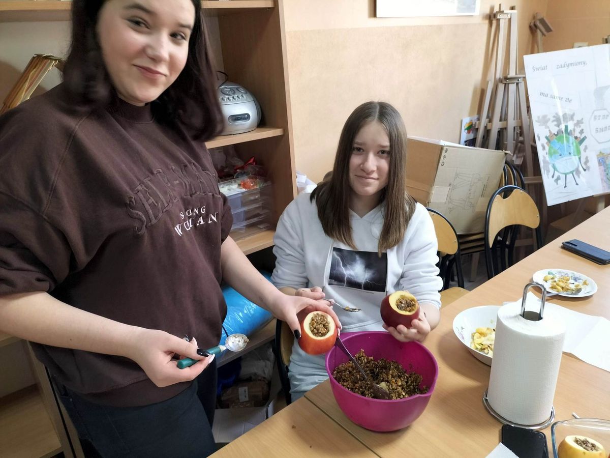 CZWARTEK SŁODKI NIE TYLKO TŁUSTY W DĘBICKIM HUFCU 3