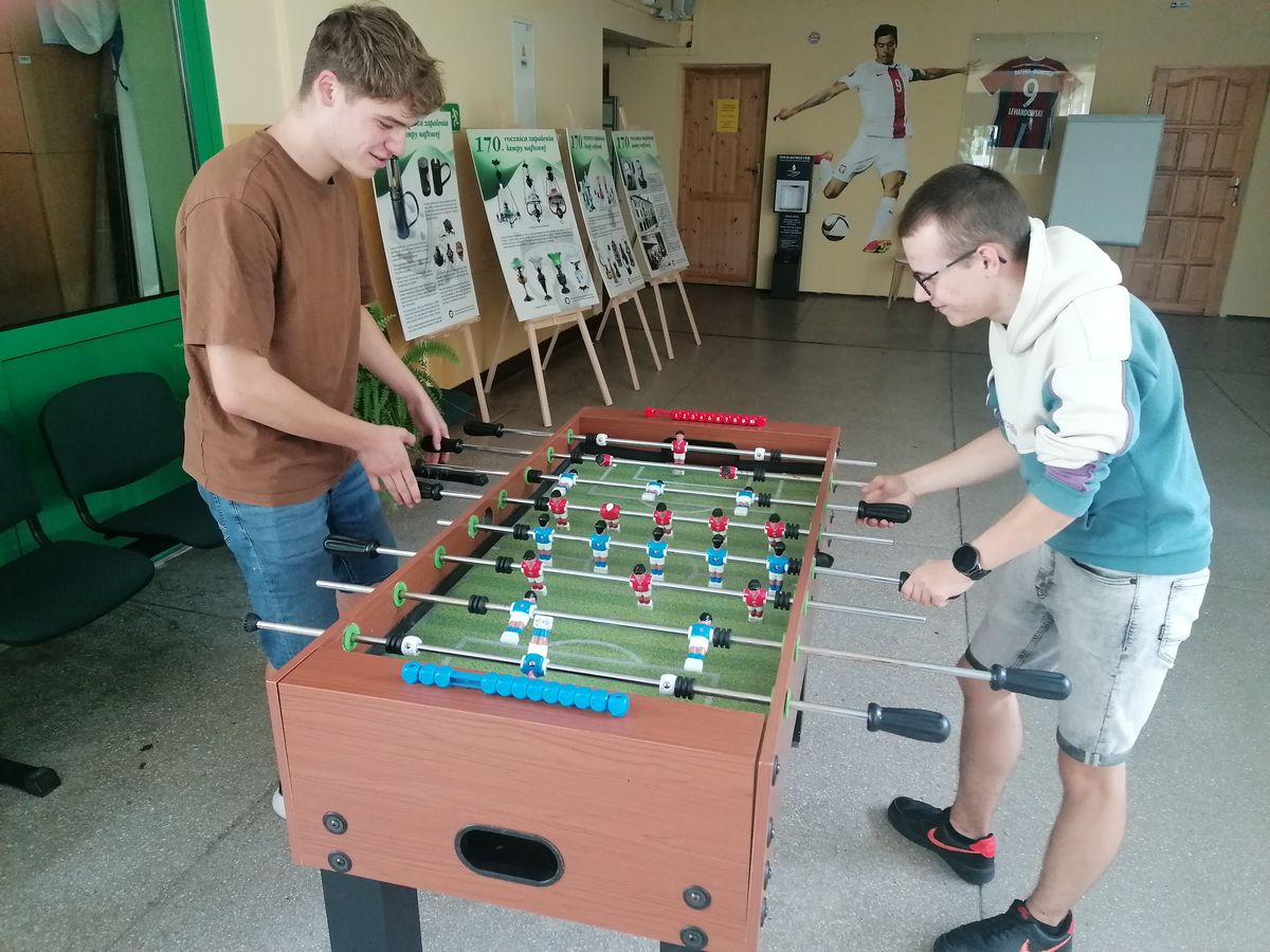 Fot. 3 WAKACJE NA SPORTOWO W 9 9 HUFIEC PRACY KROSNO