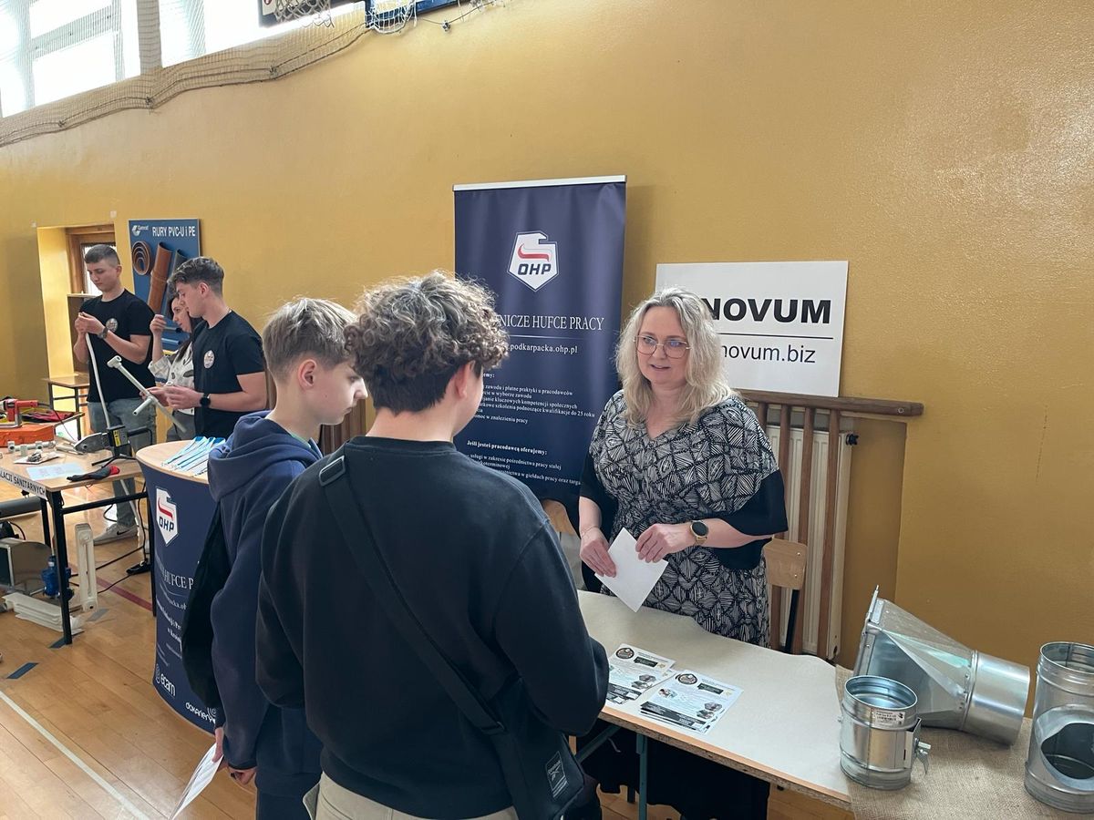 DZIEŃ OTWARTY DLA OŚMIOKLASISTÓW W KROŚNIE 15