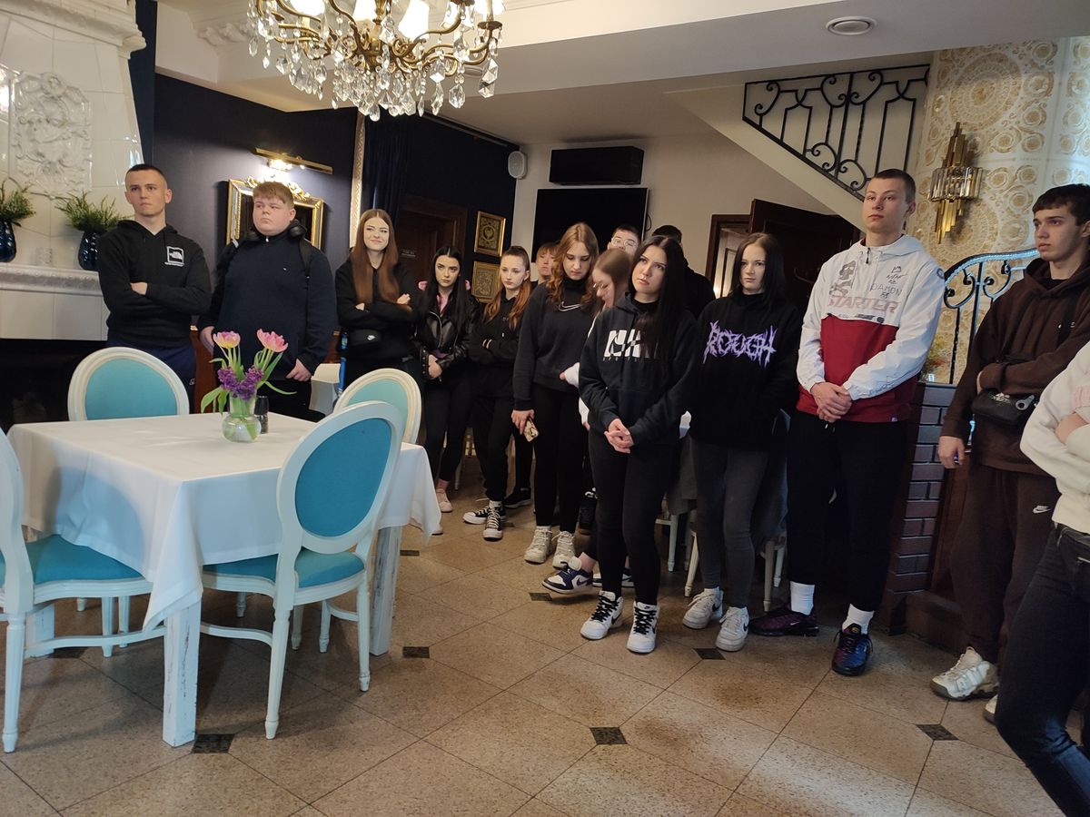 WIZYTA STUDYJNA W RESTAURACJI I HOTELU ADM 2