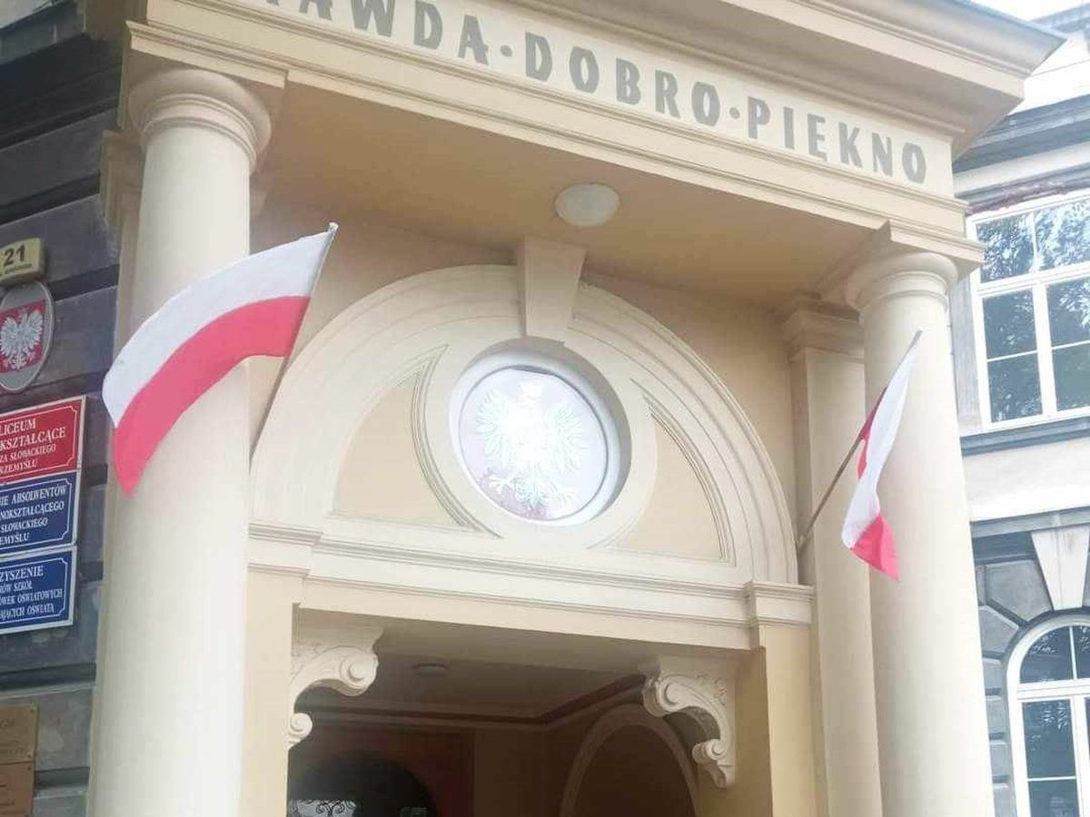 DZIEŃ FLAGI RZECZYPOSPOLITEJ POLSKIEJ W PRZEMYSKIM HUFCU 6