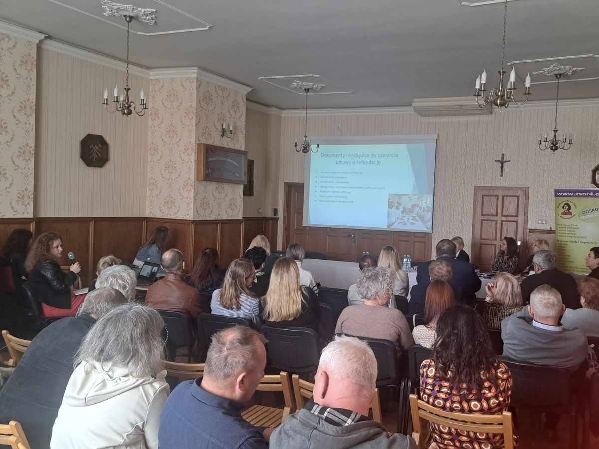 SPOTKANIE Z PRACODAWCAMI W DĘBICY 6b